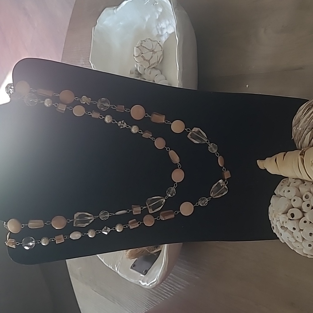Ladies necklace